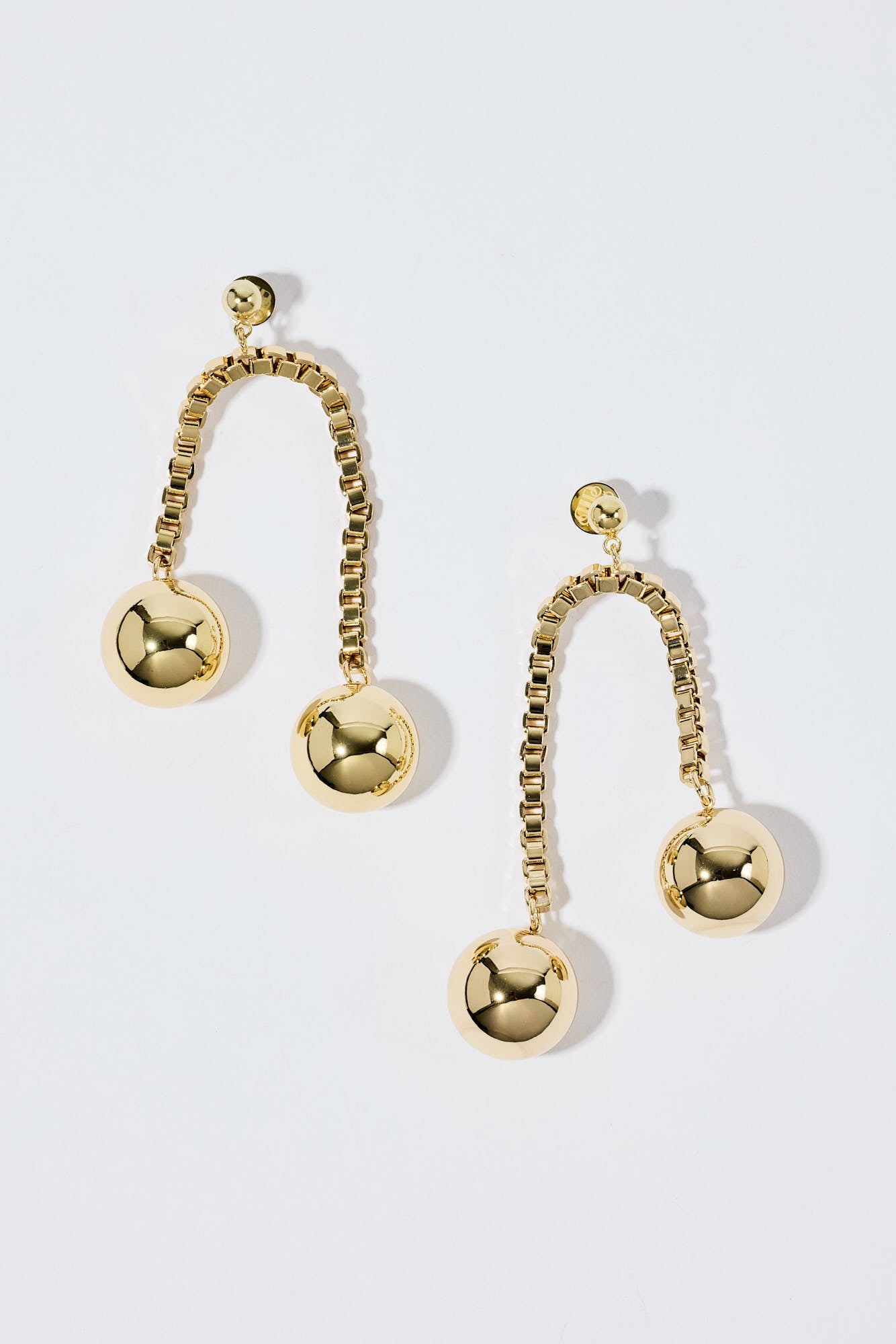 Chained Sphere Earrings Gold