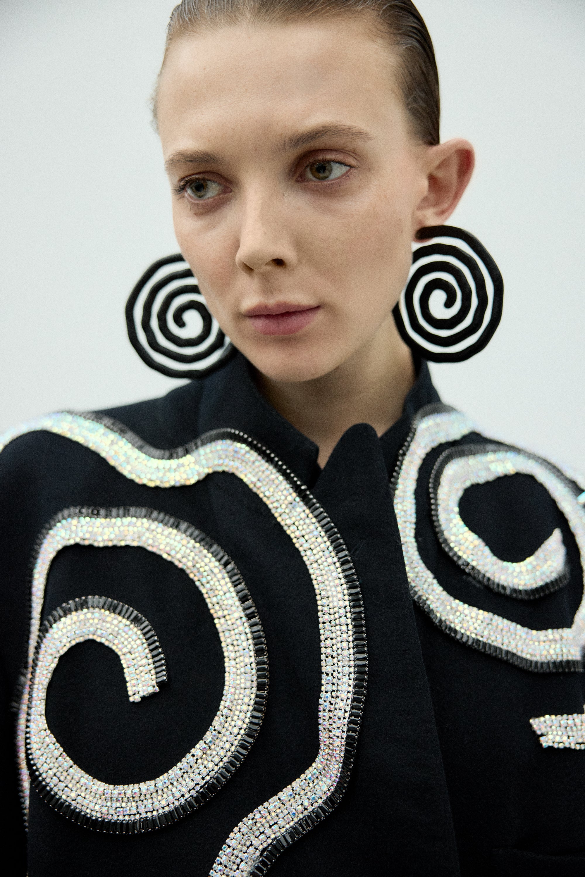 Narcissus Hoops White
