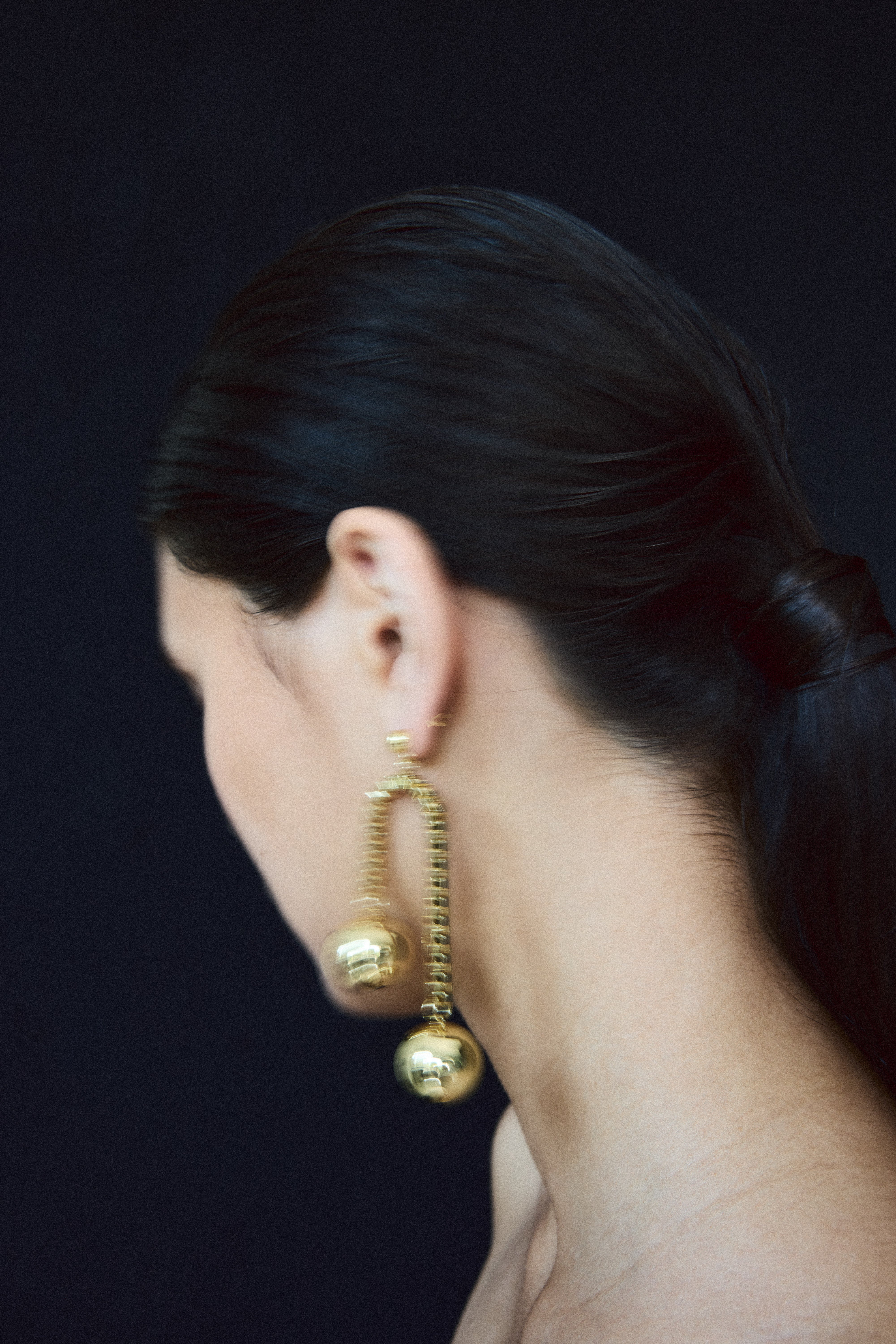 Chained Sphere Earrings Gold