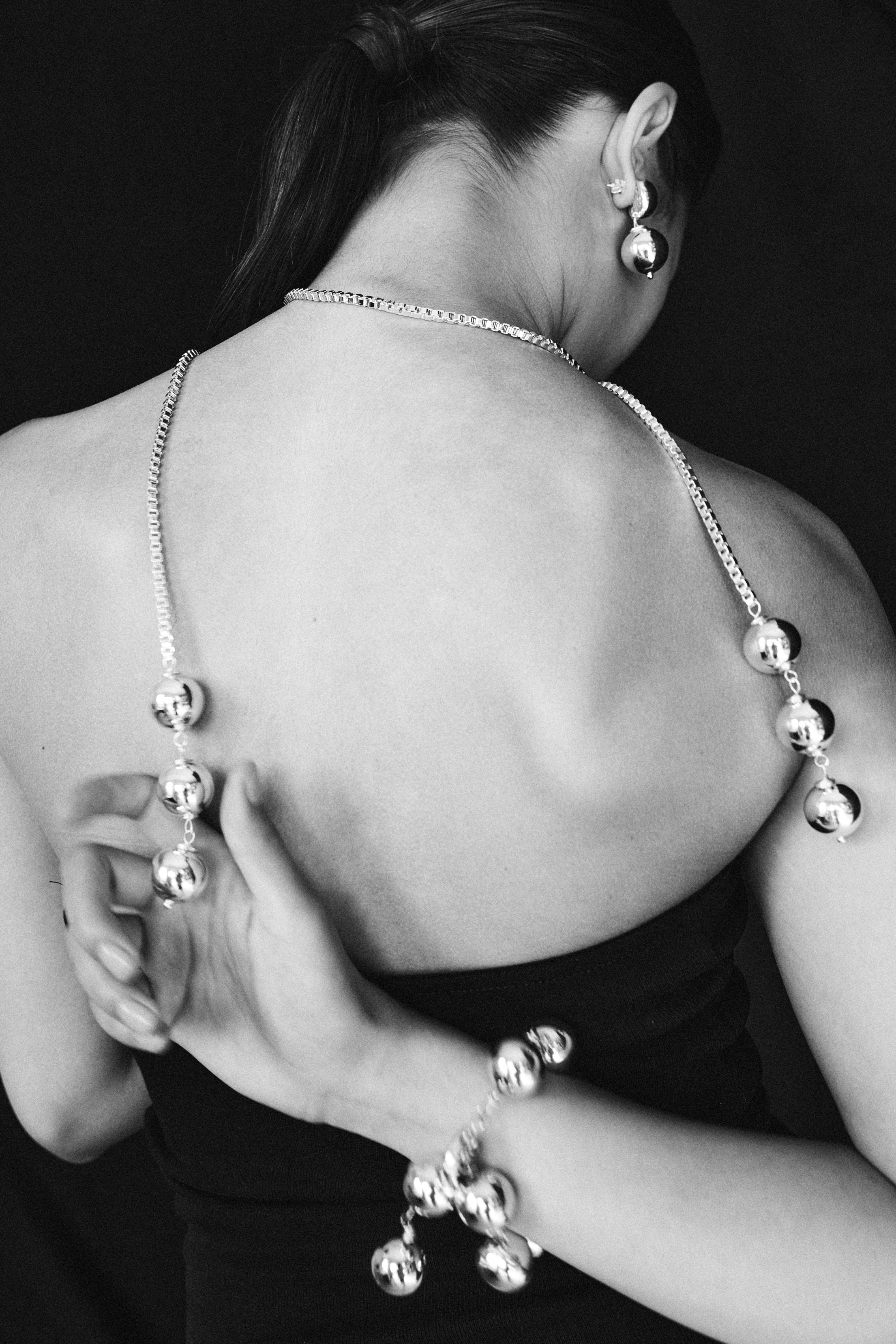 Trio Sphere Tie Silver