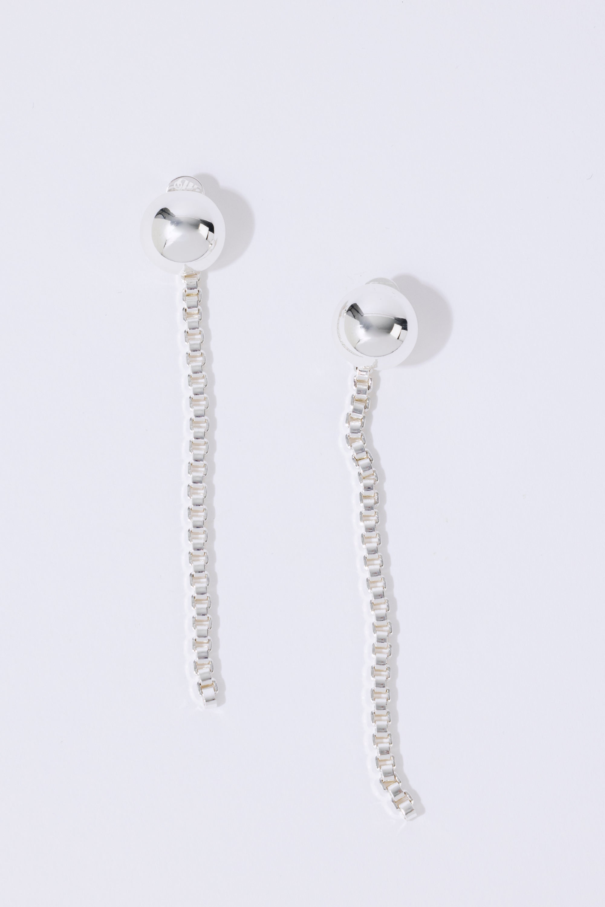 Sphere Chain Studs