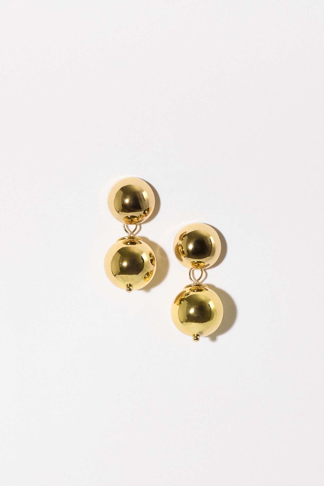 Sphere Studs Gold