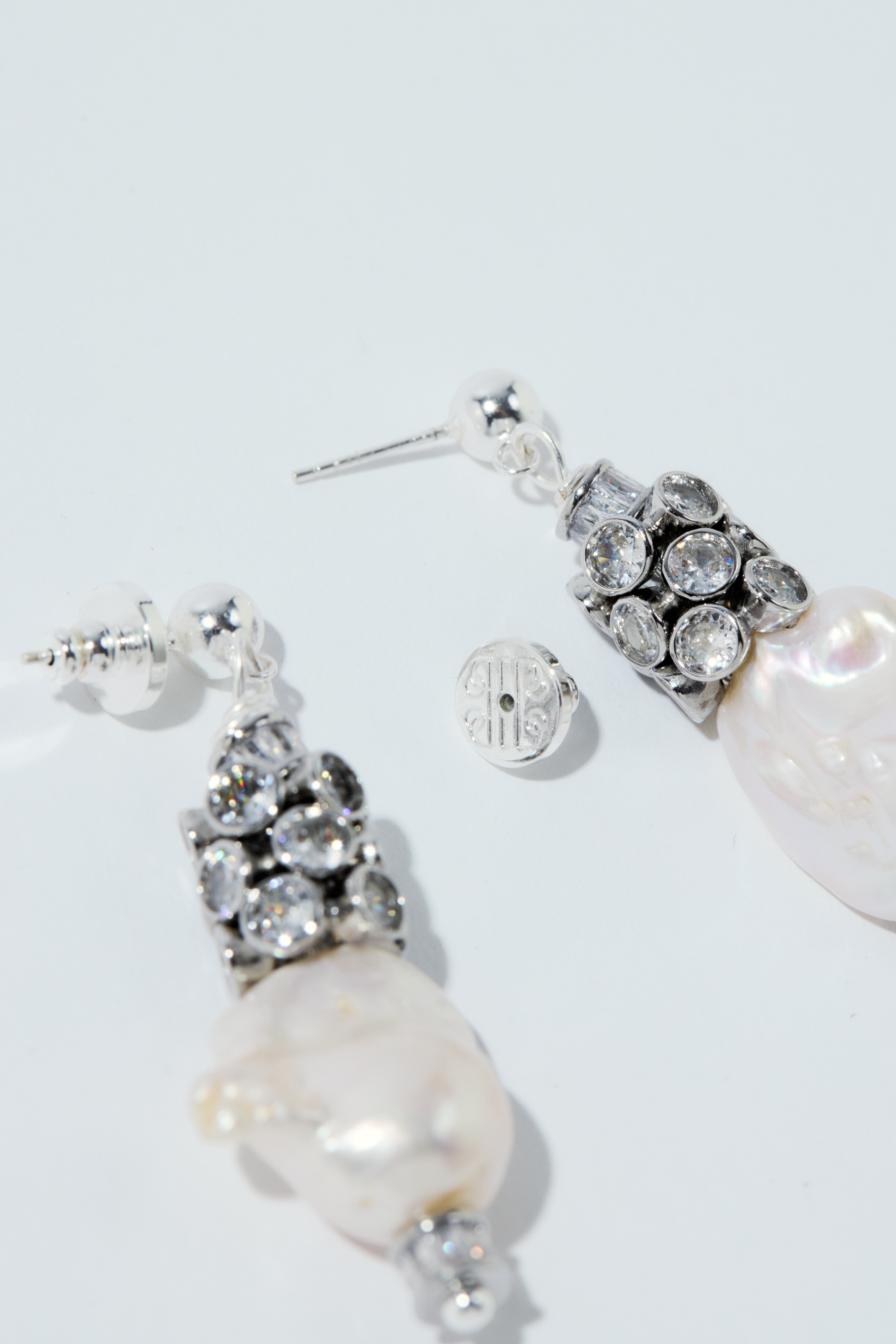 Verona Studs