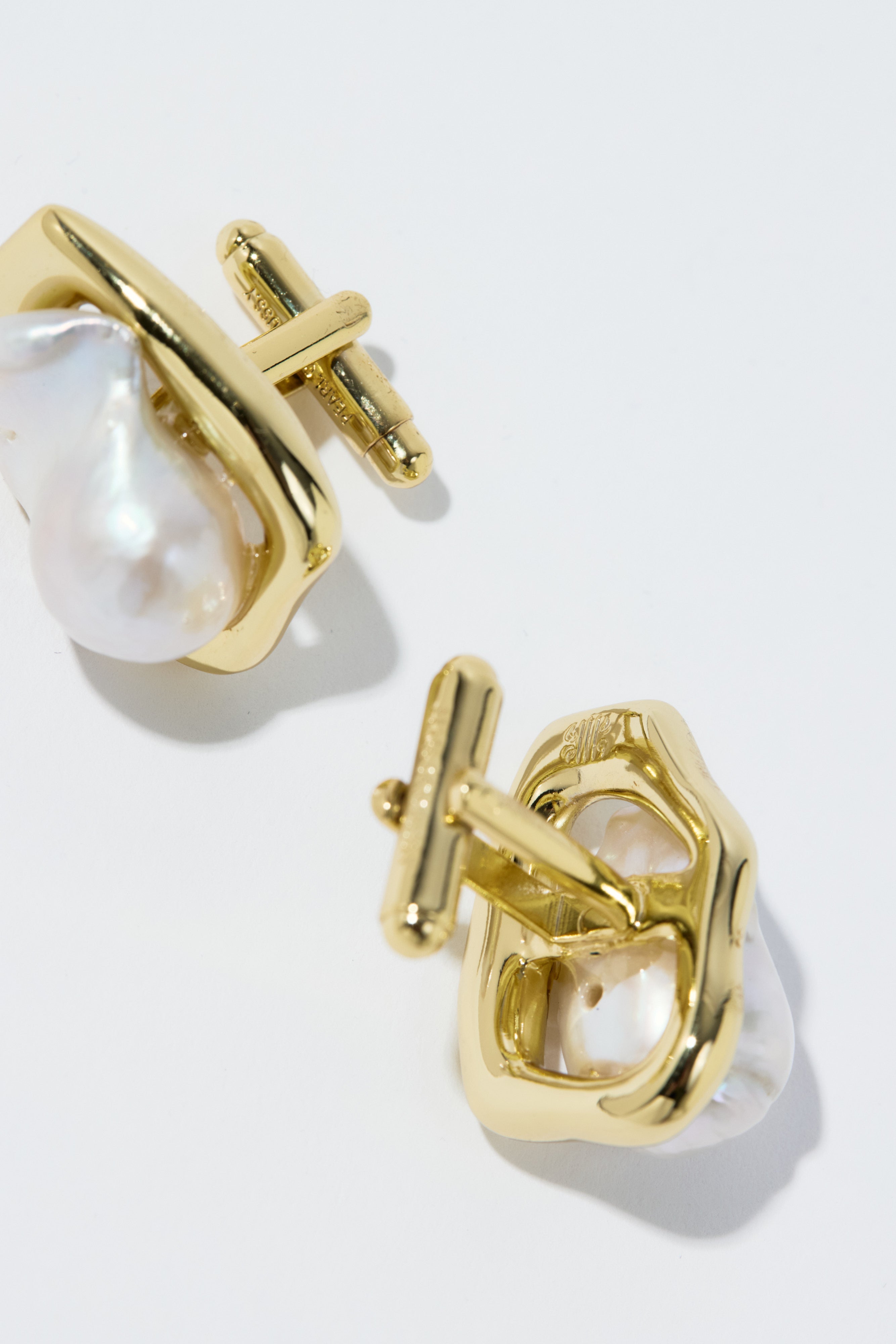 Rina Cuff Links Gold