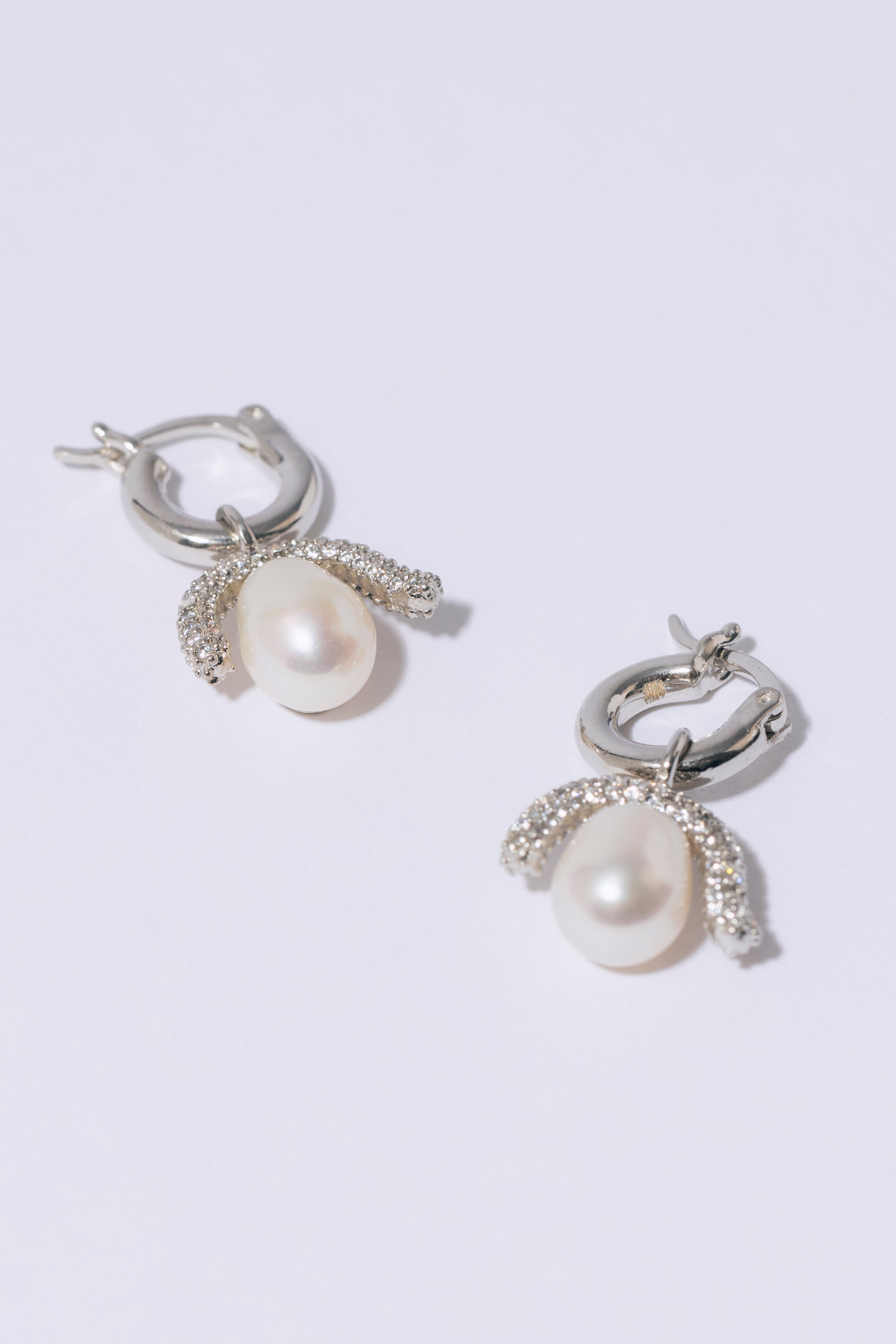 BABY PARIS EARRINGS (SILVER)