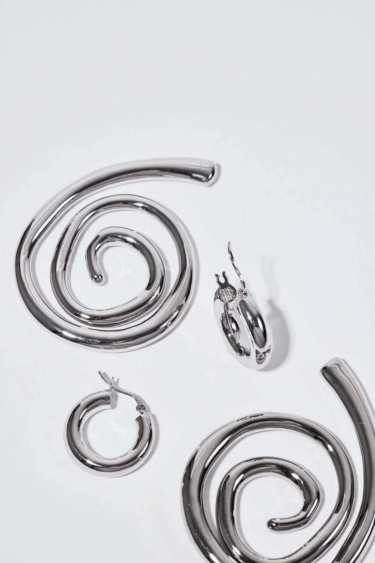 Dahlia Hoops Silver