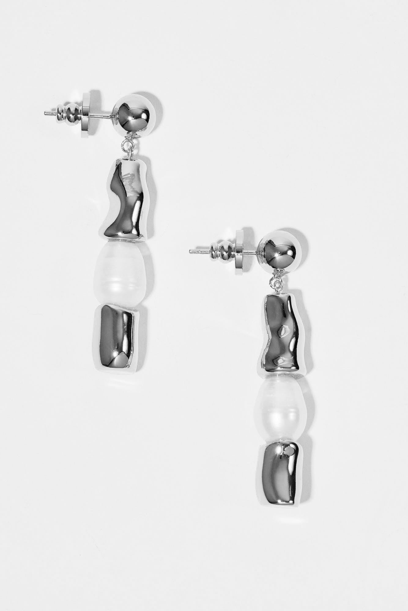 Lily Earrings