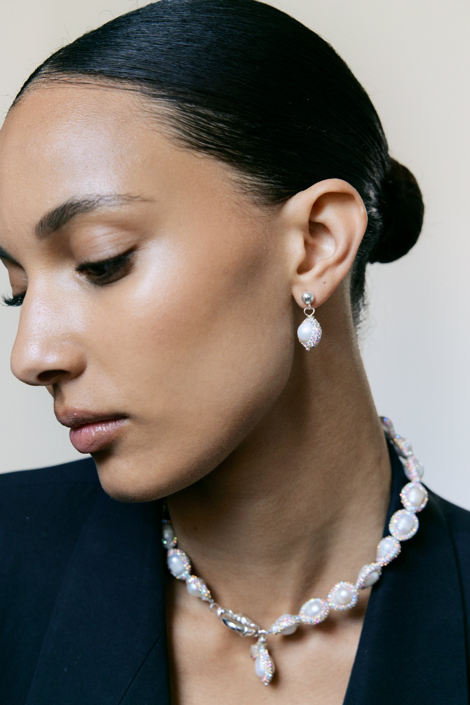 Pearl Drop Choker