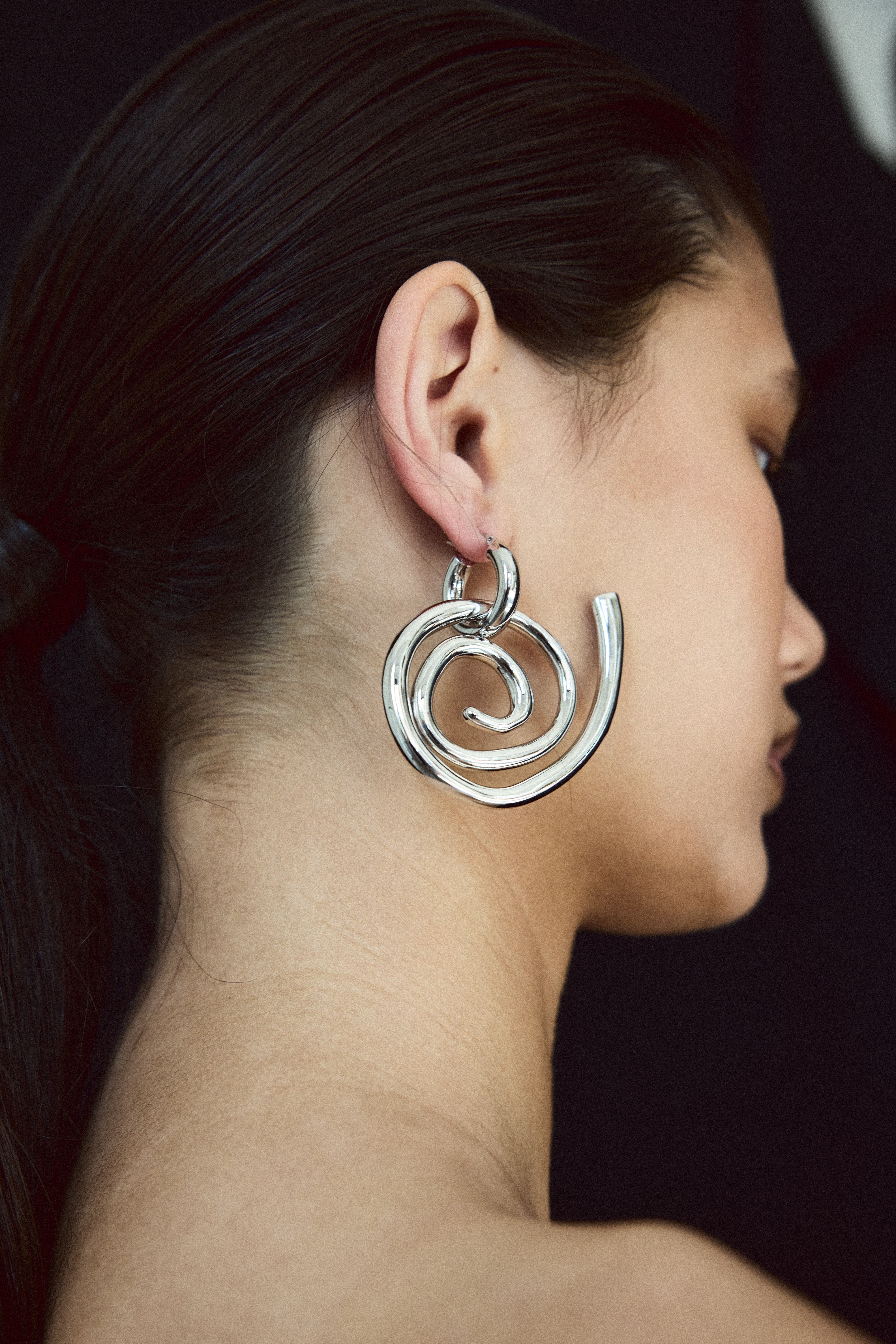 Dahlia Hoops