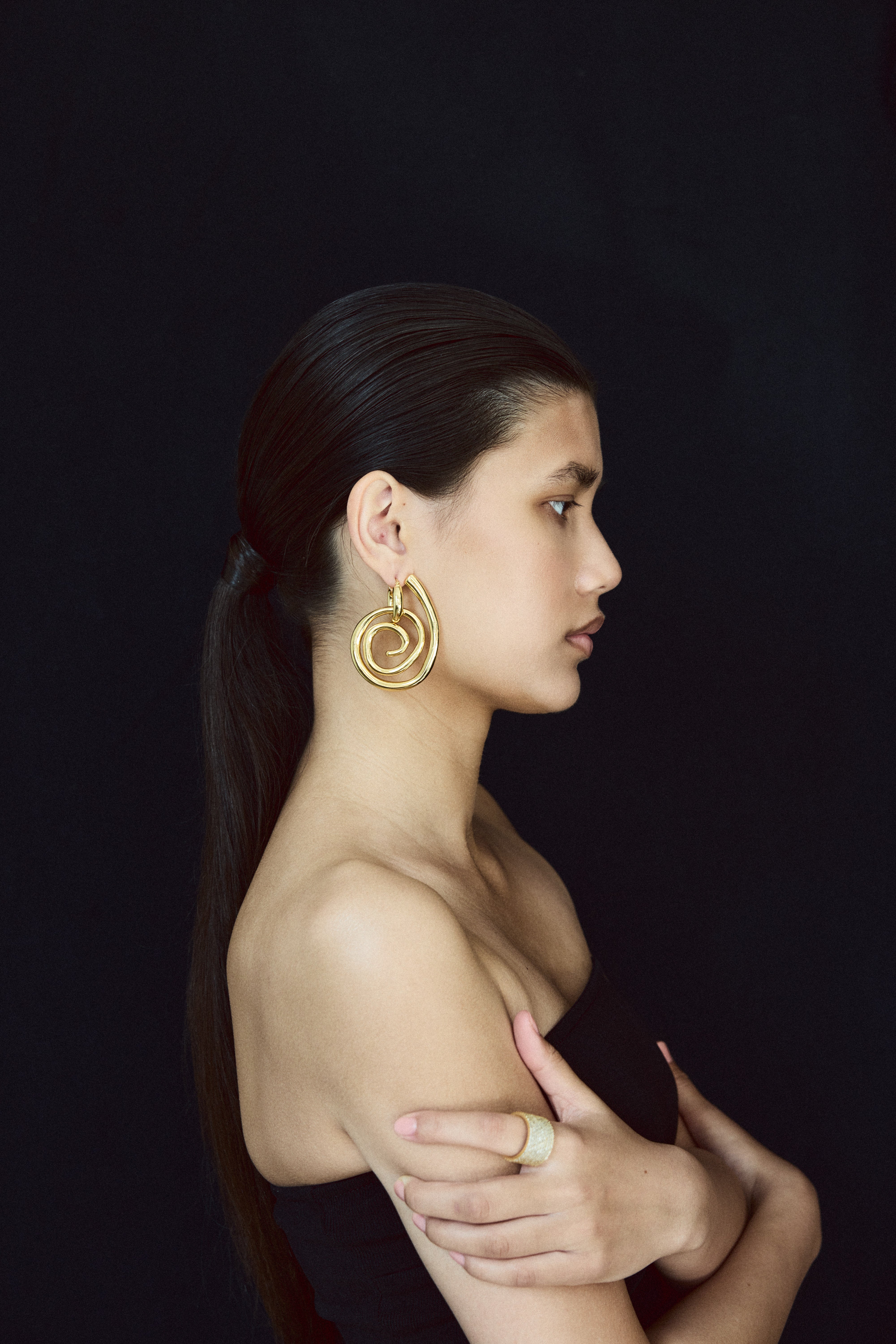 Dahlia Hoops Gold