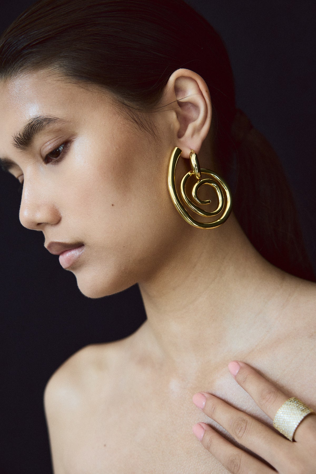 Dahlia Hoops Gold
