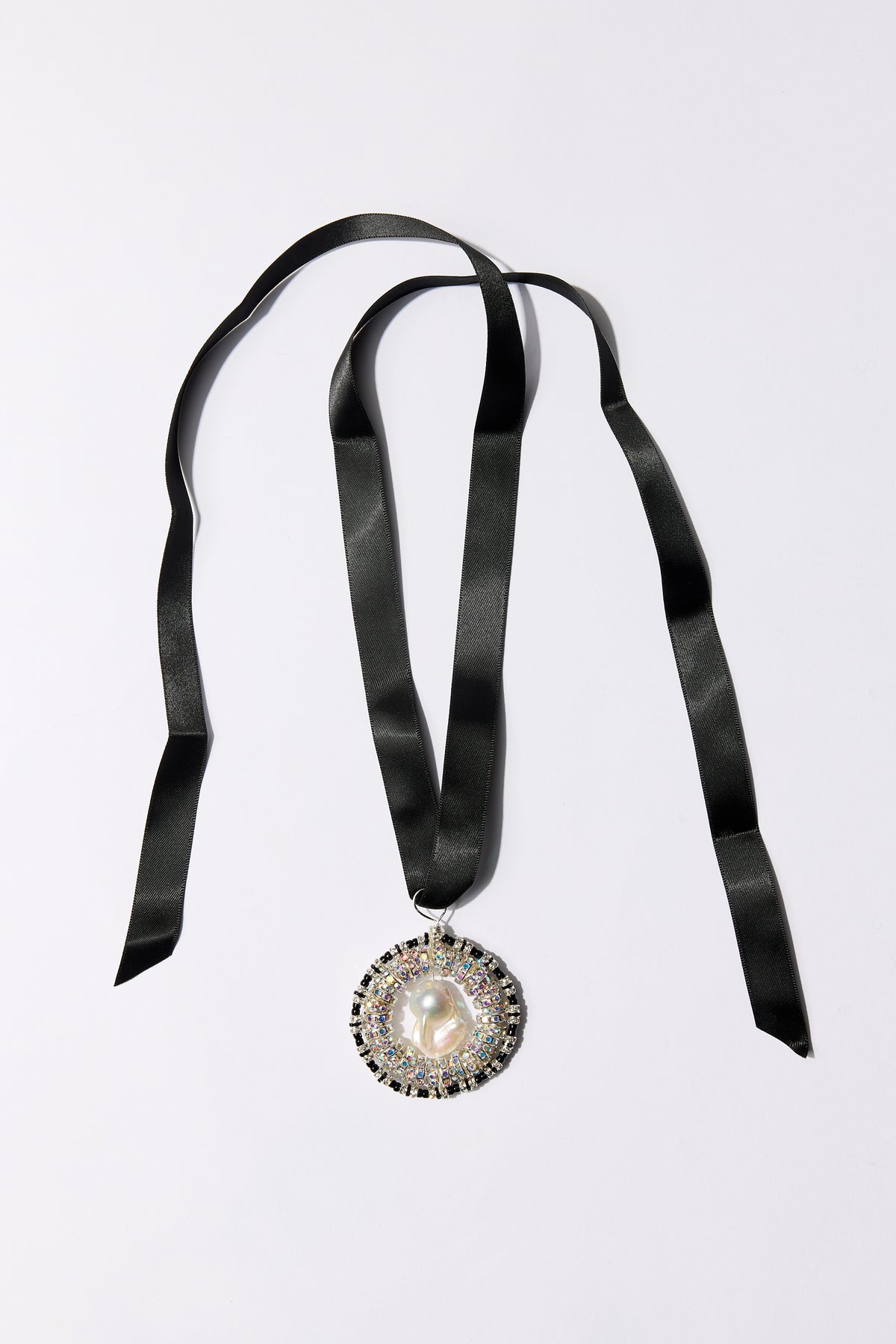 Scallop Pendant Zebra