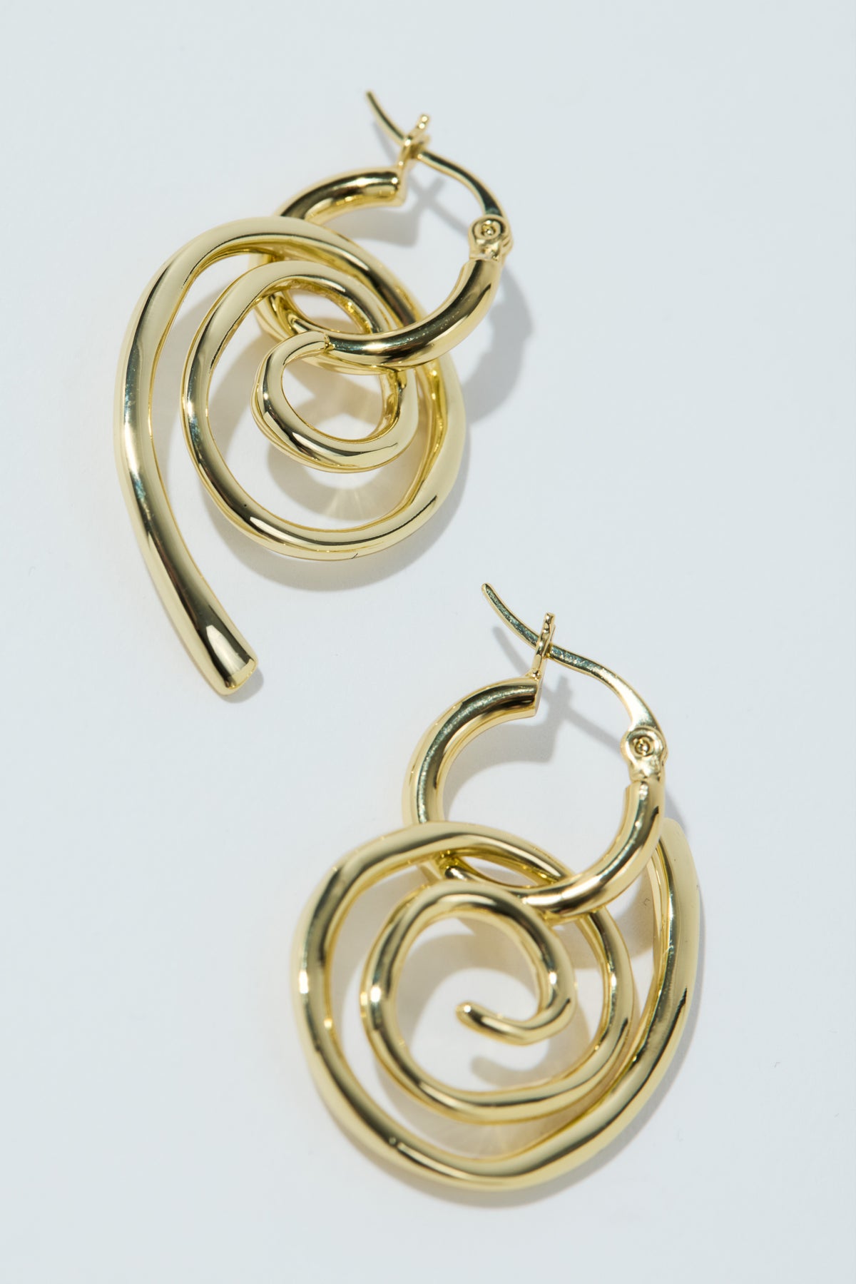 Petite Dahlia Hoops Gold